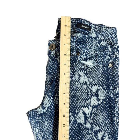 CACHE Womens Size 4 Blue & White  Denim Stretch Snake Print Skinny Jeans Comfort - Picture 6 of 13